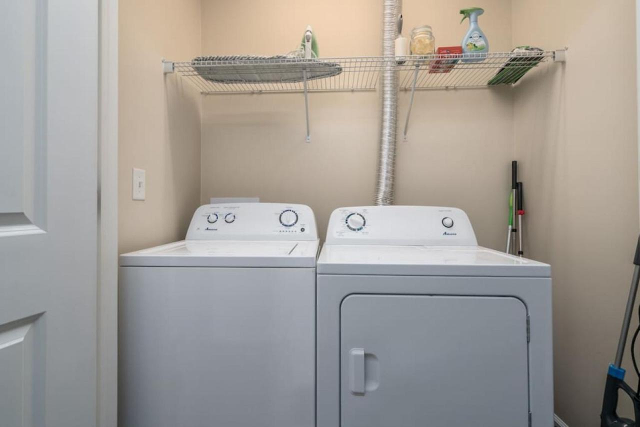 Апартаменты Private Bed Downtown Indy - Shared Индианаполис Экстерьер фото